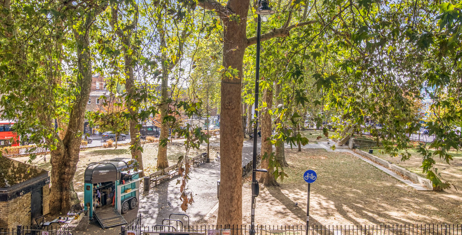 Rose Court, Islington, London, N1 - Picture 14