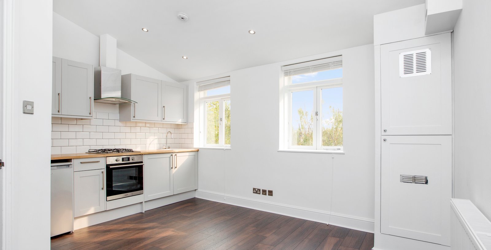 Mackenzie Road, Islington, London, N7 - Picture 3