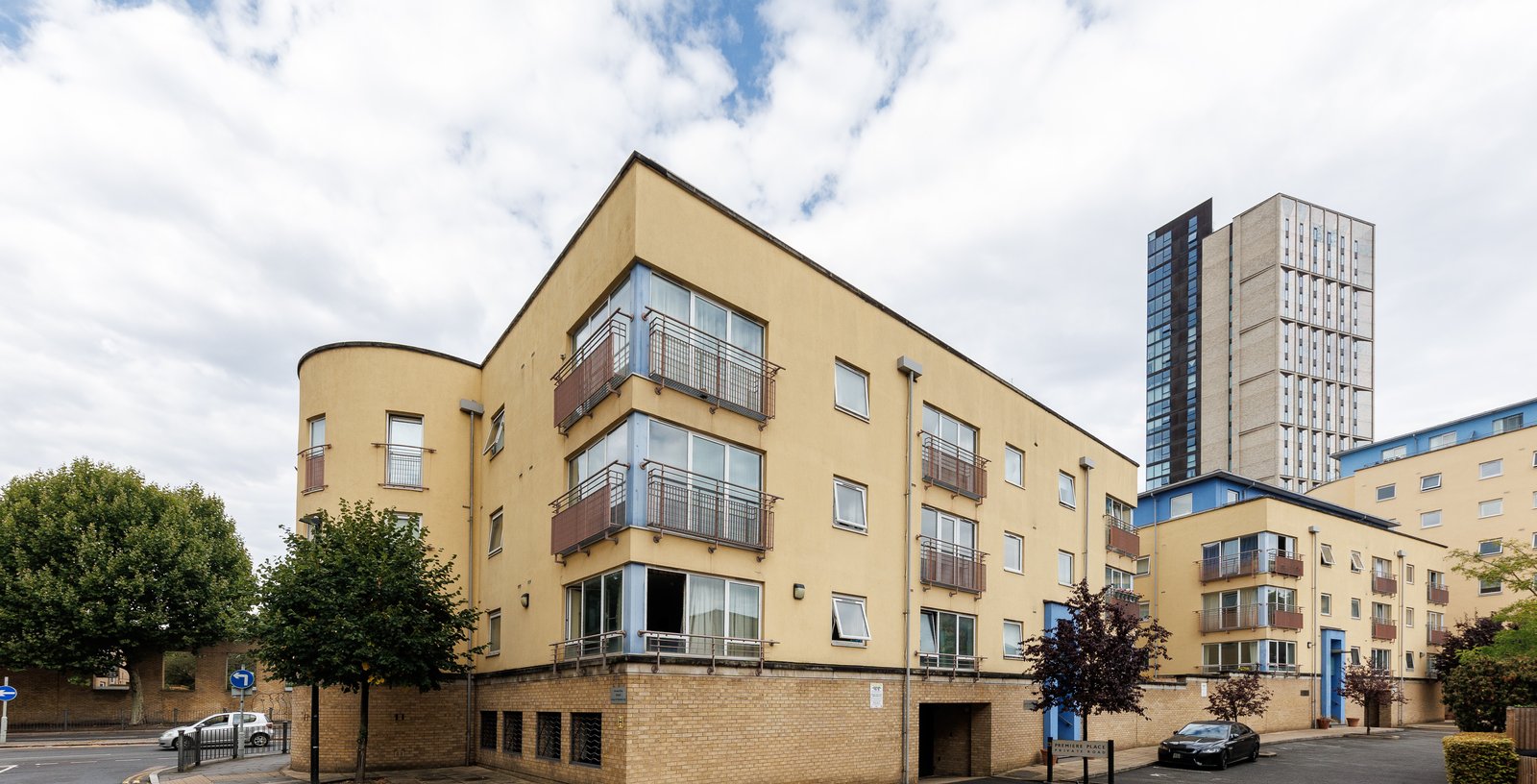 Premiere Place, Canary Wharf, London, E14 - Picture 12