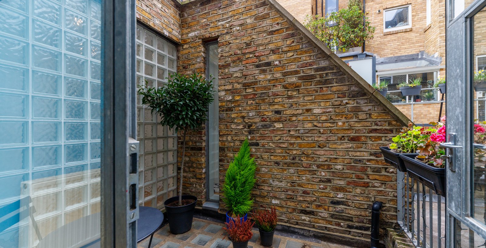 Gray’s Inn Road, Clerkenwell, London, WC1X - Picture 7