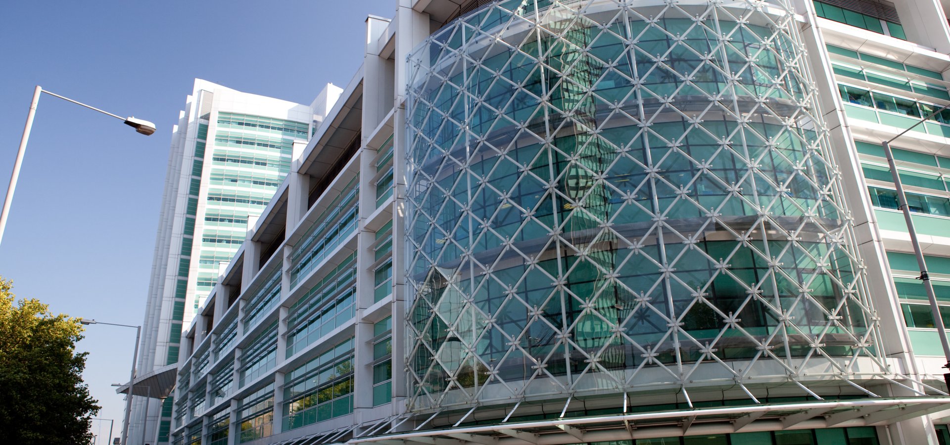 External view of University College Hospital, London