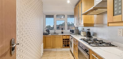 Porchester Square, London, W2 - Picture preview 4