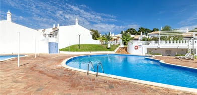 Cluttons-Algarve
