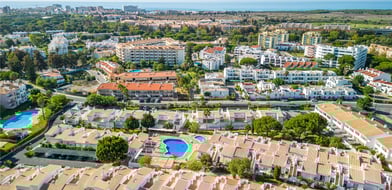 Cluttons-Algarve