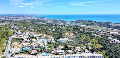 Cluttons-Algarve