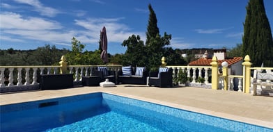 Cluttons-Algarve