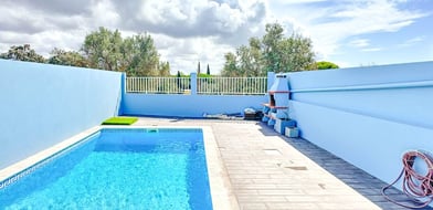 Cluttons-Algarve