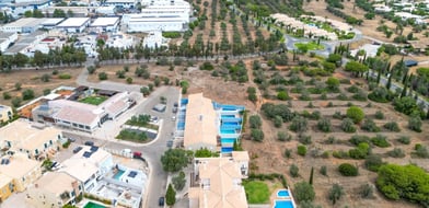 Cluttons-Algarve