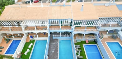 Cluttons-Algarve