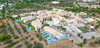 Cluttons-Algarve