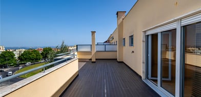 T4 Flat In Areeiro, Lisbon, Portugal, 1070-034, Portugal - Picture preview 22