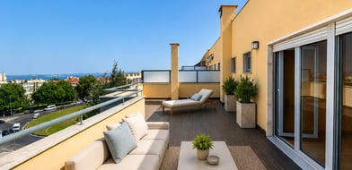 T4 Flat In Areeiro, Lisbon, Portugal, 1070-034, Portugal - Picture preview 1