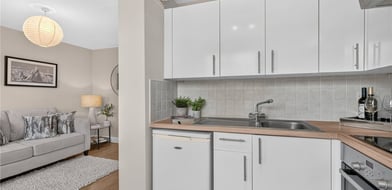 Arundel Square, London, N7 - Picture preview 11