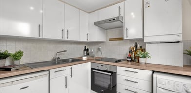 Arundel Square, London, N7 - Picture preview 10