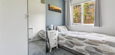 Crowthorne Close, London, SW18 - Picture preview 11