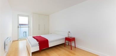 Meridian Court, London, SE16 - Picture preview 3
