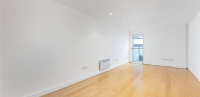 Meridian Court, London, SE16 - Picture preview 1