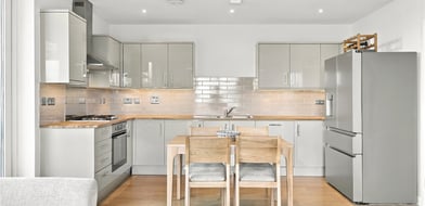 Queens Court, London, SE16 - Picture preview 14