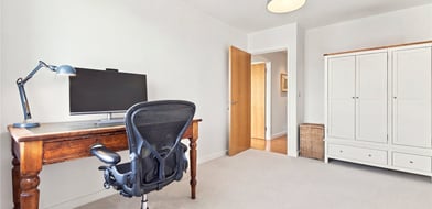 Queens Court, London, SE16 - Picture preview 10