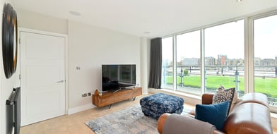 Halcyon Wharf, London, E1W - Picture preview 3
