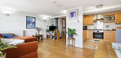 Merchant Court, London, E1W - Picture preview 1