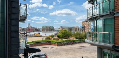 Halcyon Wharf, London, E1W - Picture preview 4