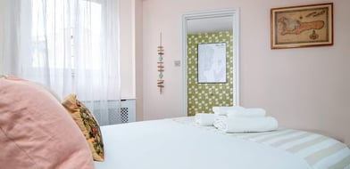 Leeward Court, London, E1W - Picture preview 10