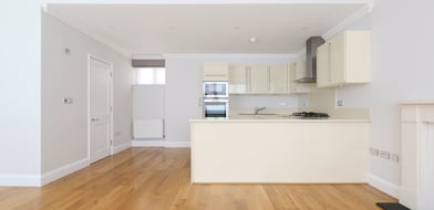 Gloucester Place Mews, Marylebone, London, W1U - Picture preview 2
