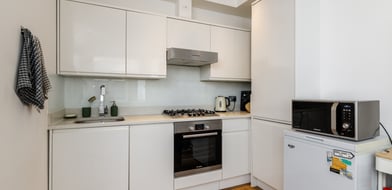 Shepherds Bush Road, Brook Green, Shepherds Bush, W6 - Picture preview 2