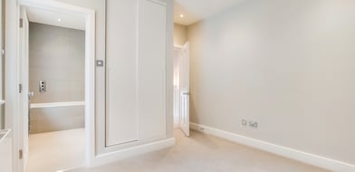 Montagu Mews South, Hyde Park, London, W1H - Picture preview 8