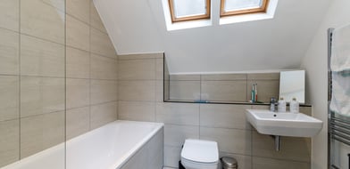 Gray’s Inn Road, Clerkenwell, London, WC1X - Picture preview 12