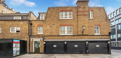 Seymour Mews, Marylebone, London, W1H - Picture preview 3
