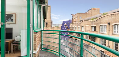 Millennium Square, Shad Thames, London, SE1 - Picture preview 4