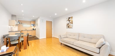 East Lane, Bermondsey, London, SE16 - Picture preview 2