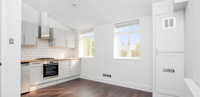 Mackenzie Road, Islington, London, N7 - Picture preview 3