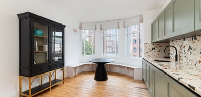 Connaught Street, Hyde Park, London, W2 - Picture preview 5