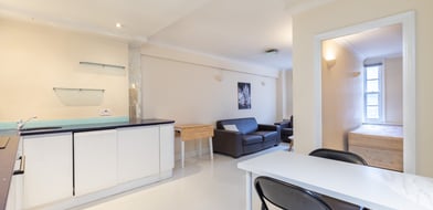 Edgeware Road, Hyde Park, London, W2 - Picture preview 5