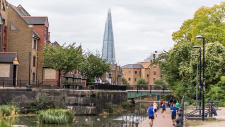 London neighbourhoods: Wapping vs Shad Thames