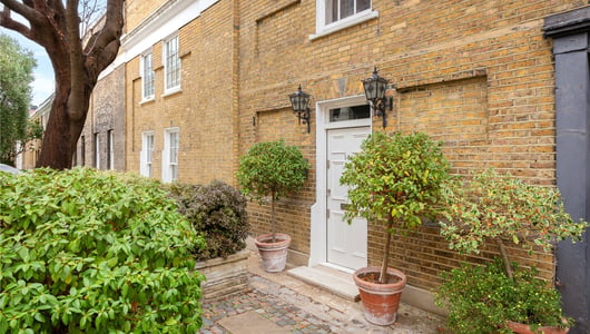 Hyde Park Gardens, London, W2