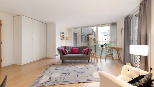 Meridian Court, London, SE16
