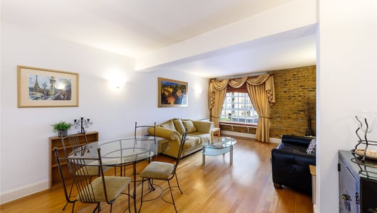 Tamarind Court, London, SE1