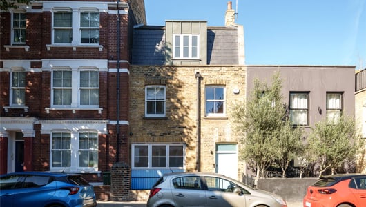 De Laune Street, London, SE17