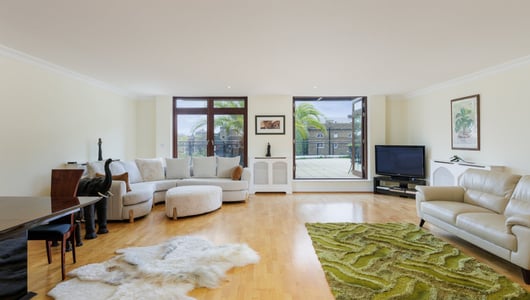 Sanderling Lodge, London, E1W