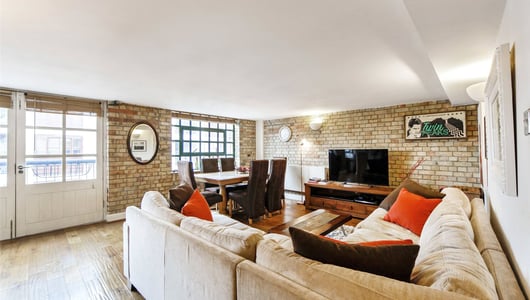 Merchant Court, London, E1W