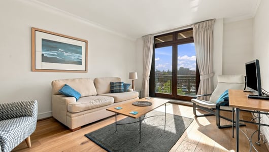 Merganser Court, London, E1W