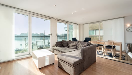 Cinnabar Wharf Central, London, E1W
