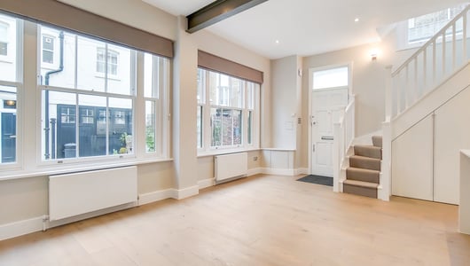 Montagu Mews South, Hyde Park, London, W1H