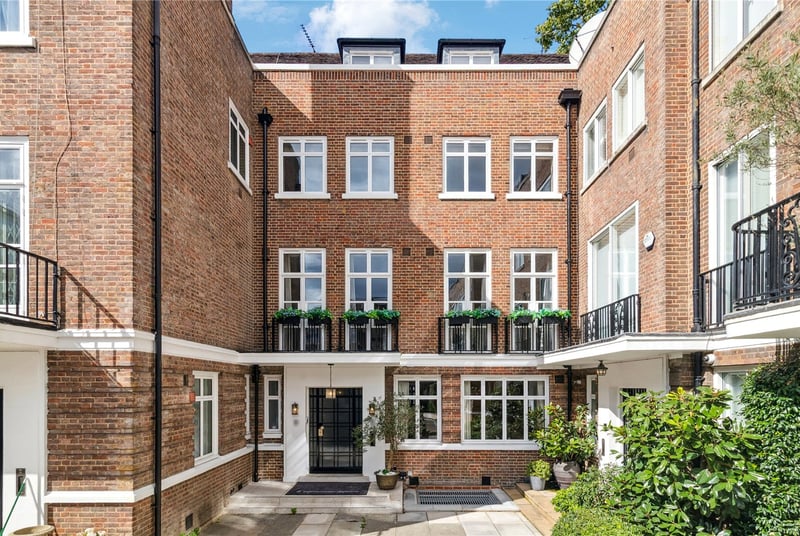 Gloucester Square, London, W2 - Picture 20