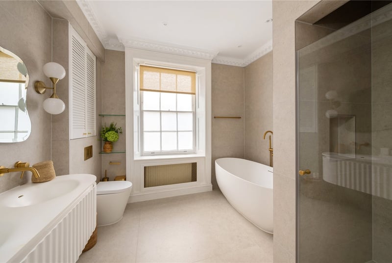 Connaught Square, London, W2 - Picture 13