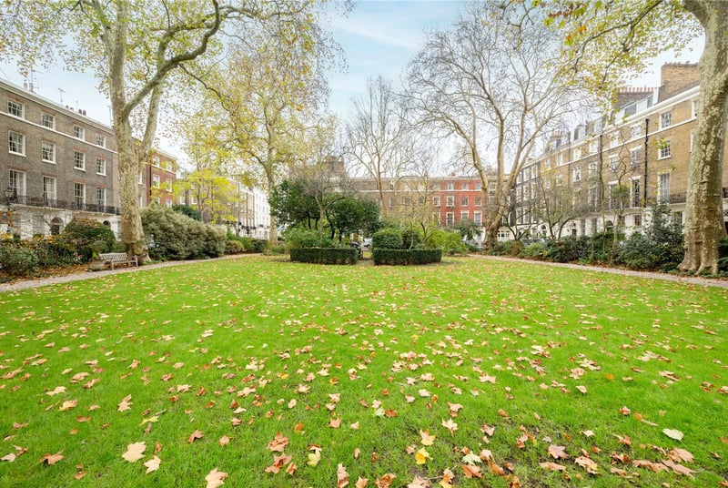 Connaught Square, London, W2 - Picture 23